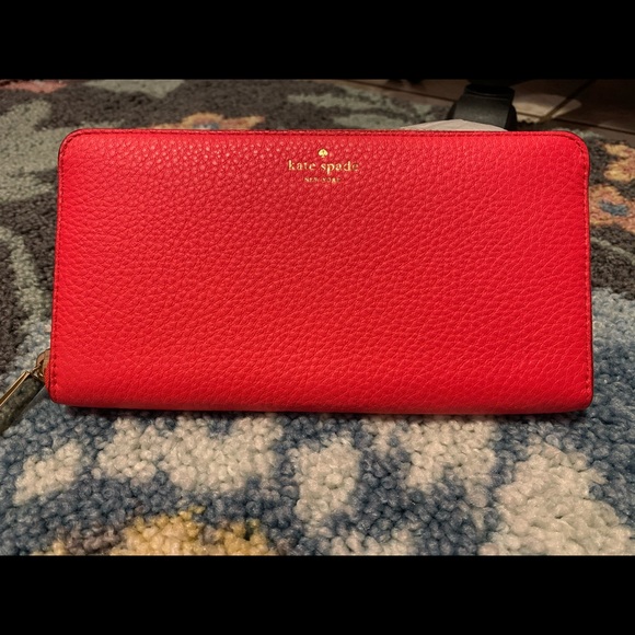 Kate Spade Grey Street Geranium Wallet - Picture 7 of 10